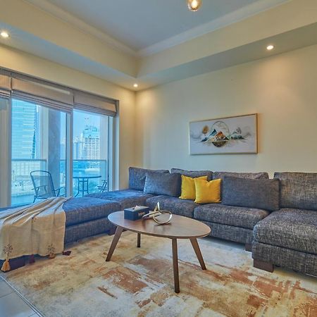 Bnbme - Churchill Tower Apartment Dubai Bagian luar foto