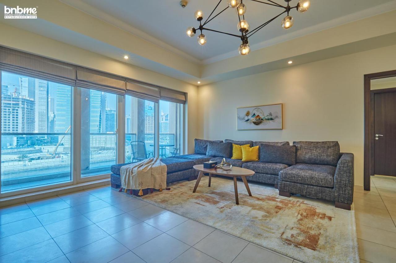 Bnbme - Churchill Tower Apartment Dubai Bagian luar foto