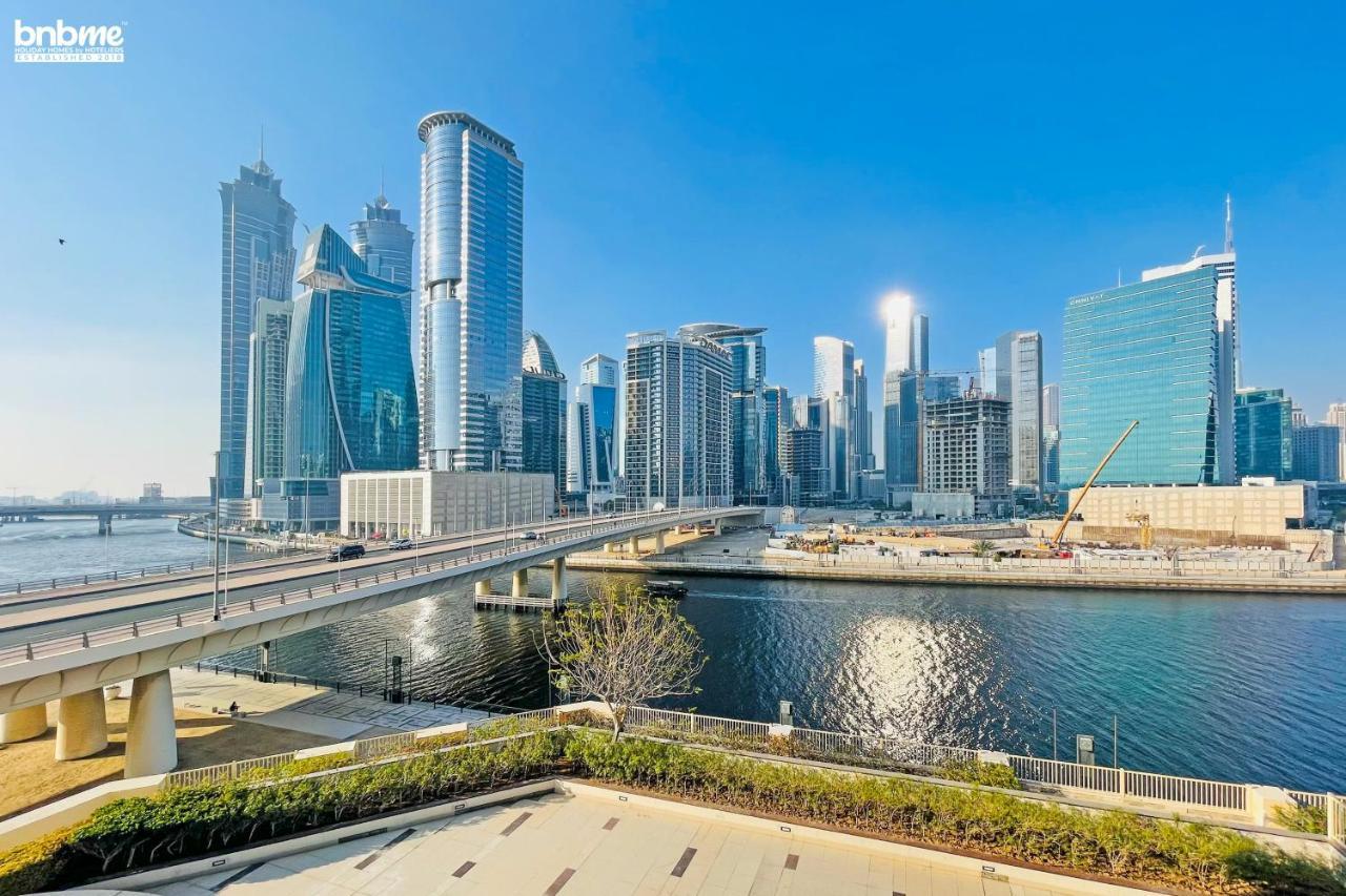 Bnbme - Churchill Tower Apartment Dubai Bagian luar foto