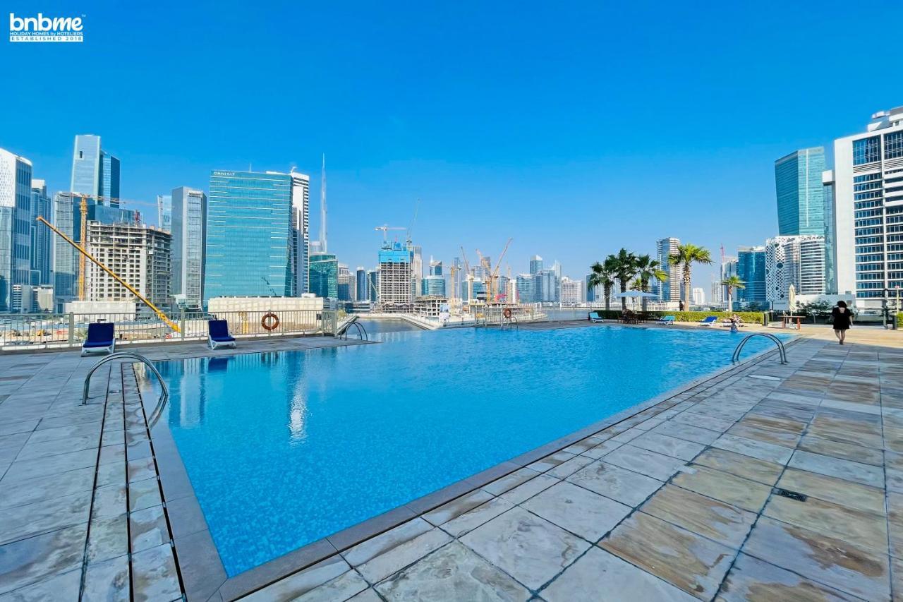 Bnbme - Churchill Tower Apartment Dubai Bagian luar foto
