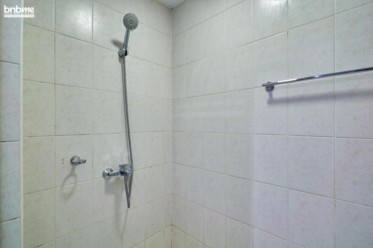 Bnbme - Churchill Tower Apartment Dubai Bagian luar foto